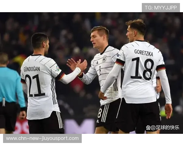 4球1助攻！19岁德国天才边锋横空出世，4大豪门疯抢，瓜帅找到新萨内